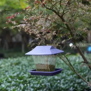 Кормушка для птиц с дренажными отверстиями, прозрачные пластиковые уличные подвесные кормушки для диких птиц большой емкости с наклонной крышей для наружного сада и двора фиолетовый