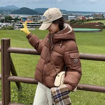 Короткая хлопковая куртка-пуховик женская новая зимняя куртка-хлеб утолщенная теплая модная маленькая хлопковая куртка S бежевый