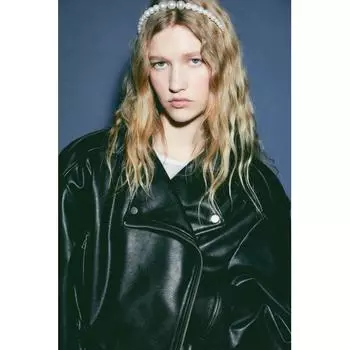 Короткая косуха HM черная
