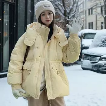 Короткая куртка-пуховик с пряжкой за три юаня, женская, зимняя, 2024 года, новая мода, утолщенная, теплая, дизайнерская, белая куртка-пуховик на утином пуху Average size 90-70 kg белый