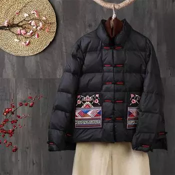Короткие и средние пуховики для женщин, зимние, новые, вышитые, с пряжкой-диском, воротником-стойкой, теплые, литературные и ретро, новые, китайские пальто, взрыв M красный