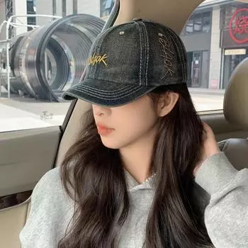 Короткие поля бейсболки с вышитыми буквами солнцезащитный козырек для мужчин и женщин пар персонализированный джинсовый солнцезащитный козырек маленькая джинсовая шляпа M56-58cm