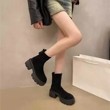 Короткие сапоги на толстой подошве и толстом каблуке, женские, осень 2024 года, новые, маленькие, увеличивающие рост, замшевые, короткие, эластичные, тонкие сапоги 35 коричневый