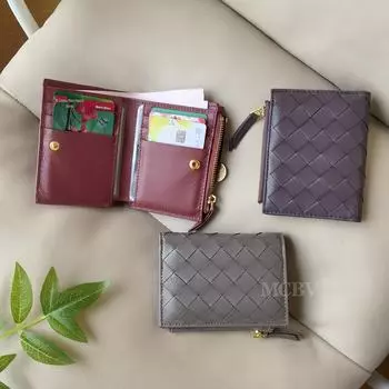 Короткий кошелек MCBV из натуральной овчины ручной работы с отделением для монет, держателем для карт на молнии и встроенным отделением для хранения.