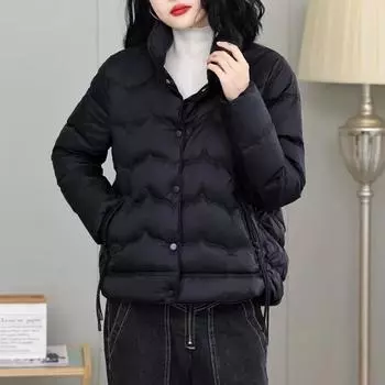 Короткий пуховик женский 2024 новая зимняя женская одежда свободный большой размер утиный пух женский высокий смысл M (recommended within 50kg)