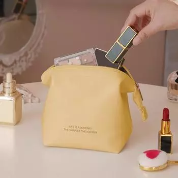 Косметичка с большим отверстием для хранения