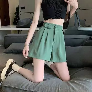 Костюм Короткие женские летние новые корейские брюки для отдыха с высокой талией, широкие брюки, однотонные женские шорты S зелёный