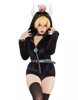 Костюм Красоты Косплей Аниме Игра Домашняя Одежда Пижама Боди Трико Толстовка Королева Стиль Принцесса Ведьма Большие Рога Милый Мо Пушистый Милый Костюм Комплект Длинный чёрный