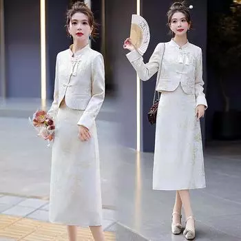 Костюм юбка женский весна и осень новый дизайн кисточка пряжка жаккардовый маленький жакет юбка комплект из двух предметов M абрикосовый