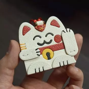 Кот-счастливчик/дизайнер, подвеска на зеркало заднего вида, подвеска на сумку для ключей от машины, милый простой подарок, женский брелок.