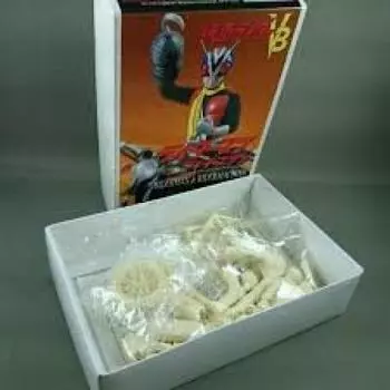Kotobukiya Kamen Rider Riderman Rider Machine Kit 1/12 и неокрашенный/сборный