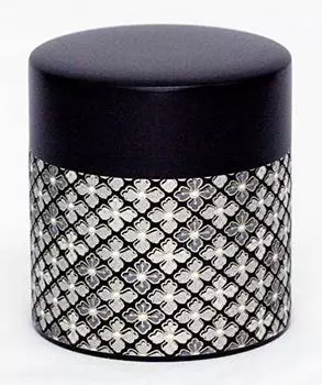 Kotodo Takahashi Seisakusho Tea Caddy KuroTO Komon Flat 100g (Hanabishi #124)