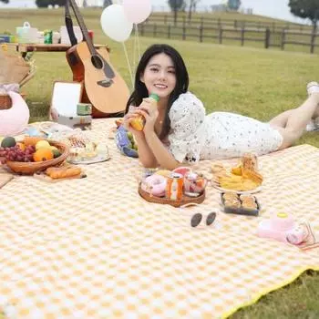 Коврик для пикника с антипригарным песком, влагостойкий, легко носить с собой, отличный портативный весенний коврик для палатки, уличный ужин, хозяйственные товары M жёлтый