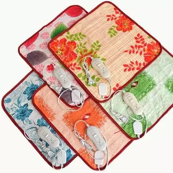 Коврики для домашних животных Осень-зима Для собак и кошек Одеяла Коврики Электрические грелки Кровати для сна Товары для животных 40x40cm разноцветный