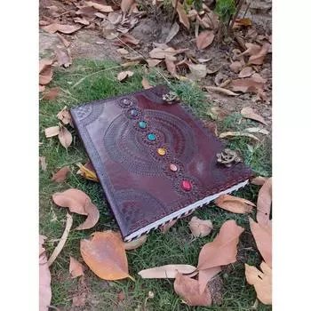 Кожаная Книга-журнал Seven Chakra Средневековая Каменная Тисненая Книга Теней Ручной Работы Блокнот Путешествующая Книга Скетчбук Подарок на День Рождения 13 x 10 in коричневый