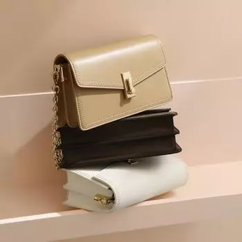 Кожаная женская сумка через плечо, сумка высокого качества, на одно плечо, подмышку, простой конверт, маленькая квадратная сумка для поездок на работу чёрный