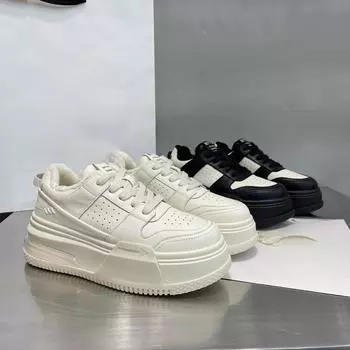 Кожаные белые туфли женские весна-лето новые на флисовой подкладке на платформе толстая подошва модные повседневные универсальные кроссовки 35