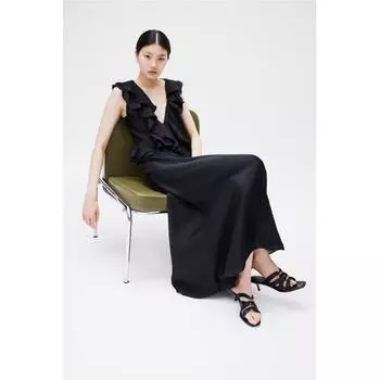 Кожаные босоножки на каблуке HM, черные