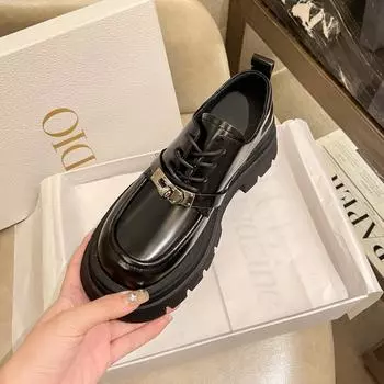 Кожаные лоферы на толстой подошве, женские зимние новые универсальные туфли в британском стиле на застежке на шнуровке, маленькие кожаные туфли 35