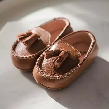 Кожаные лоферы унисекс с двумя кисточками Baby Jam бежевого цвета-BB247A 140