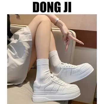 Кожаные маленькие белые туфли женские 2024 осень и зима новые толстые туфли на платформе для спорта и отдыха маленькие туфли-маффины на толстой подошве женские 35