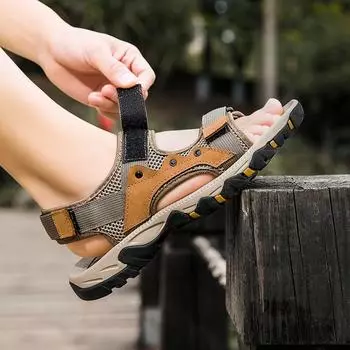 Кожаные мужские пляжные сандалии для воды, летние уличные повседневные спортивные сандалии с закрытым носком, нескользящие мягкие походные забродные кроссовки 38 чёрный