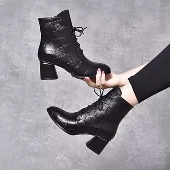 Кожаные сапоги Сапоги на каблуке Модные сапоги 34 чёрный