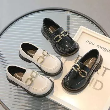 Кожаные туфли для девочек 2024 года, весна, новая детская мода, британский стиль, повседневные классические лоферы с пряжкой, черные, глянцевые, дышащие, без застежек, из искусственной кожи 21 белый