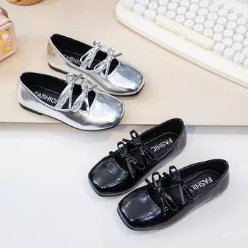 Кожаные туфли для девочек на вечеринку, свадьбу, классические детские туфли на плоской подошве, принцесса, с бантом, модные детские черные балетки 2024 23 серебряный