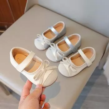 Кожаные туфли для девочек, весна и осень, новые туфли принцессы на мягкой подошве для маленьких девочек 21 серебряный
