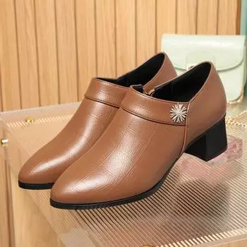 Кожаные туфли женские на высоком каблуке 2024 новые мягкие кожаные туфли с мягкой подошвой и глубоким вырезом с юбкой женские туфли среднего возраста осенние туфли для мам 35