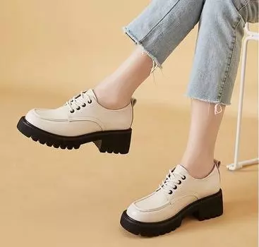 Кожаные туфли женские весенние новые модные кроссовки спереди мокасины ретро круглый носок толстый каблук черные женские туфли 35