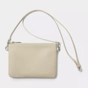 Кожаный чехол GU от Uniqlo Sacoch+E