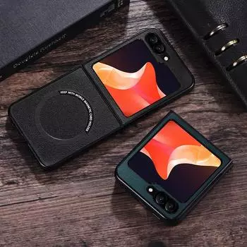 Кожаный чехол Magsafe для Samsung Galaxy Z Flip 6 5 4 3 ZFlip 6 ZFlip6 Ультратонкий ПК Ударопрочный Магнитная зарядка Беспроводная зарядкаCover For Samsung Z Flip 5 белый