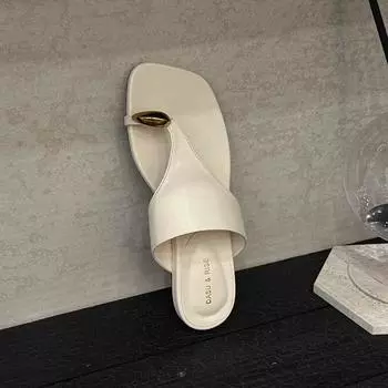 Кожаный металлический носок квадратный носок шлепанцы женские летние верхняя одежда для отдыха с юбкой сандалии на плоской подошве 35