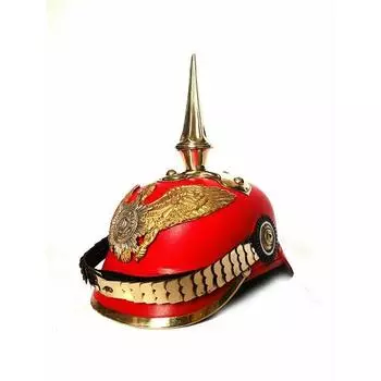 Кожаный шлем с шипами. Немецкий пикельхаубе. Прусский красный шлем.