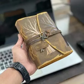 Кожаный журнал «Древо жизни» Антикварный бумажный гримуар ручной работы с декоративным краем 7 x 5 in коричневый