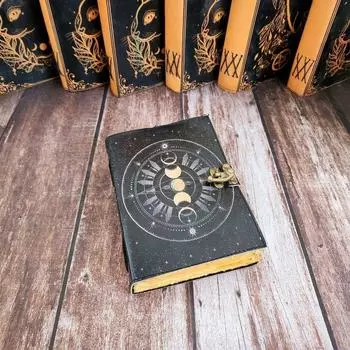 Кожаный журнал «Лунное лицо», Кожаный дневник, Блокнот, Альбом для эскизов, Дневник сновидений, Свадебный подарок, Журнал для записей, Книга для путешествий, Персонализированный подарок 7 x 5 in