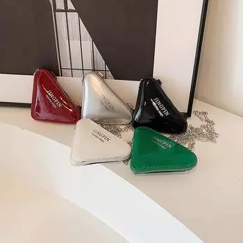 Красивая одноплечевая нишевая летняя новая простая и модная сумка персонализированная повседневная и модная треугольная сумка через плечо