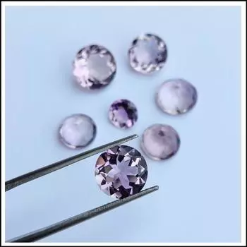 Красивый 7 штук в партии круглой формы, африканский аметист, граненый драгоценный камень, натуральный драгоценный камень, 21,20 карата, размер камня от 7 до 11 мм 7 Pcs Lot 7 To 11 MM