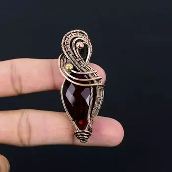 Красивый драгоценный камень гранат ручной работы из чистой медной проволоки, обернутый кулоном, ювелирные изделия 2.76 Inches красный