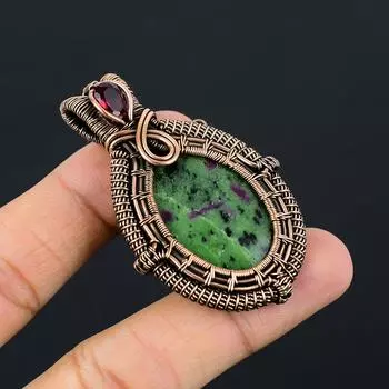 Красивый рубиновый цоизит драгоценный камень чистая медная проволока обернутая ювелирные изделия ручной работы кулон 2.36 Inches зелёный