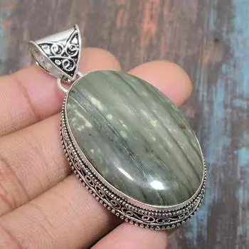 Красивый швейцарский зеленый опаловый драгоценный камень ручной работы из стерлингового серебра 925 пробы 2.76 Inches зелёный