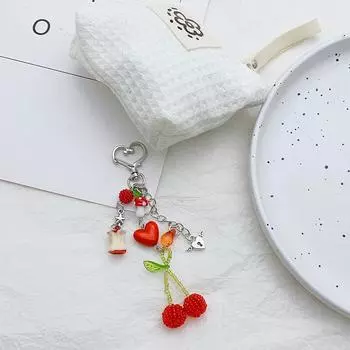 Красная серия Любовь Гриб Яблоко Вишня Бисерный Милый Брелок Подвеска Рюкзак Подвески Украшения