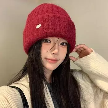 Красная вязаная шапка Ankela для женщин, универсальная для осени и зимы, большая окружность головы, открывающая лицо, маленькая шерстяная шапочка, утепленная и холодная average size (55-60) красный