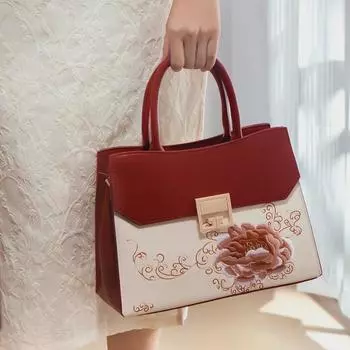 Красная вышитая свадебная сумочка ко Дню матери 2024 года для новобрачных матерей и свекровей
