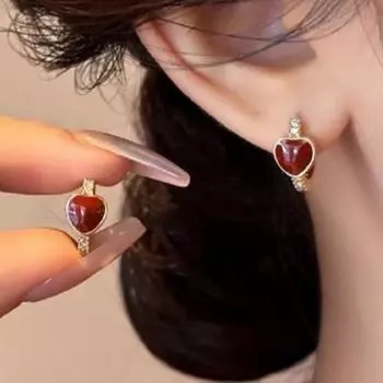 Красные серьги в форме сердца с легкой роскошью и изысканным темпераментом, серьги для женщин красный