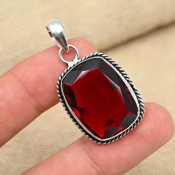 Красный гранат драгоценный камень стерлингового серебра 925 пробы ручной работы кулон ювелирные изделия подарок на день святого валентина 1.57 Inches красный