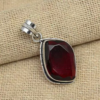 Красный гранатовый драгоценный камень Твердый стерлинговый серебристый стерлинговый серебристый стерлинговый серебристый стерлинговый серебристый кулон ручной работы 925 1.96 Inches красный