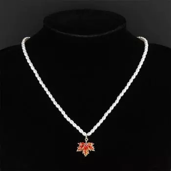 Красный кленовый лист жемчужное ожерелье женское легкая роскошь простое трендовое темпераментное универсальное звезда с теми же украшениями